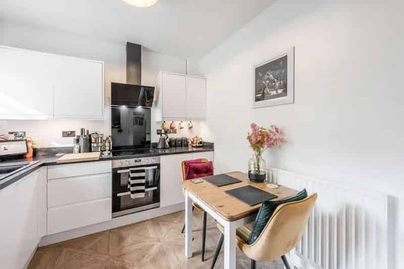 2 Bedroom Grade II Listed Maisonette For Sale in Moor Pool Estate