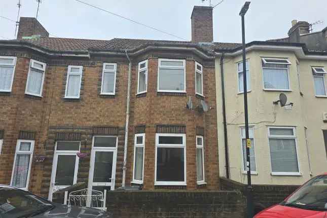 Terraced house to rent in Eve Road, Easton, Bristol BS5