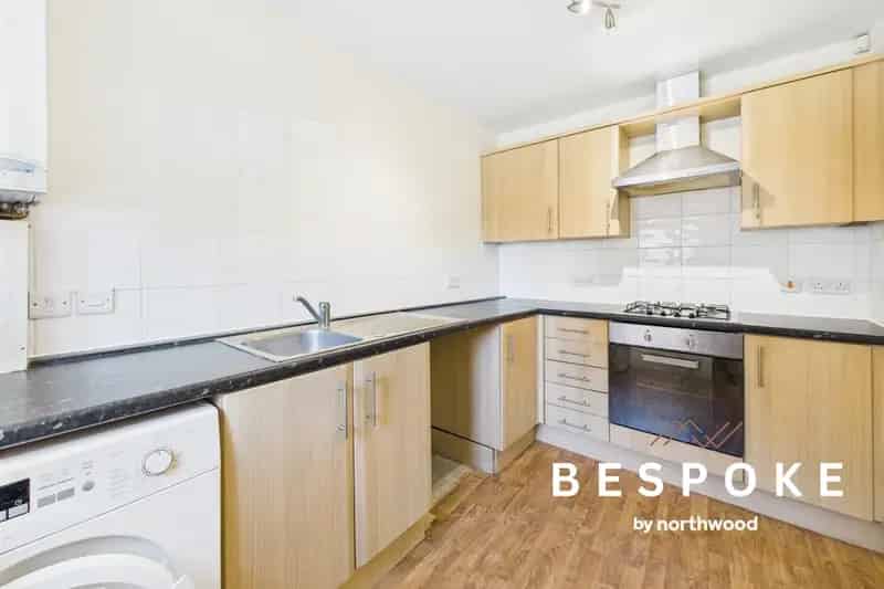 Spacious 3-Floor Townhouse Near Bentley Motors