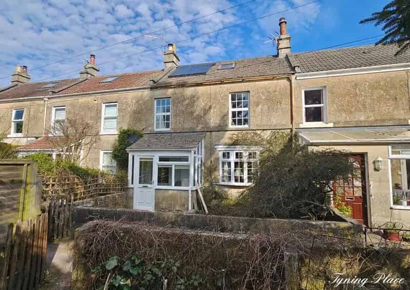 3 Bedroom Cottage For Sale