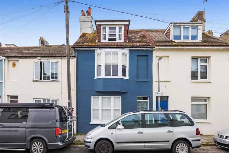 3 Bedroom House to Rent Near Brighton Station