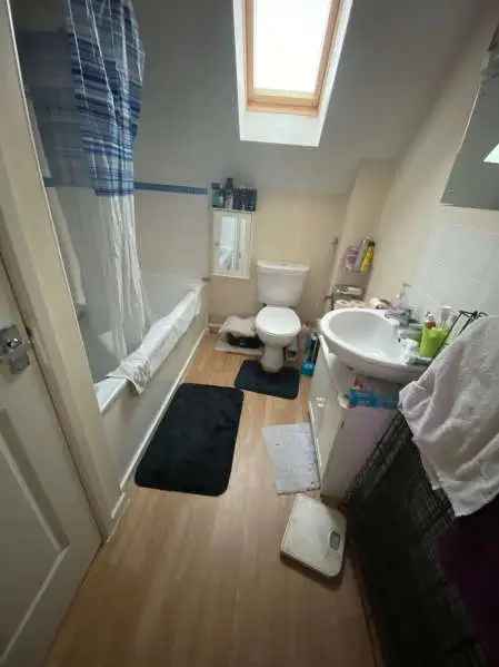 1-Bedroom Flat in Sandy Bedfordshire - Seeking 2-Bedroom House or Bungalow