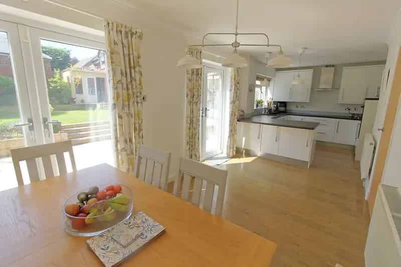 4 Bedroom Detached House to Rent Oadby