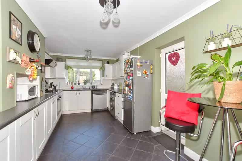 3 Bedroom Terraced House For Sale Near Folkestone West Station