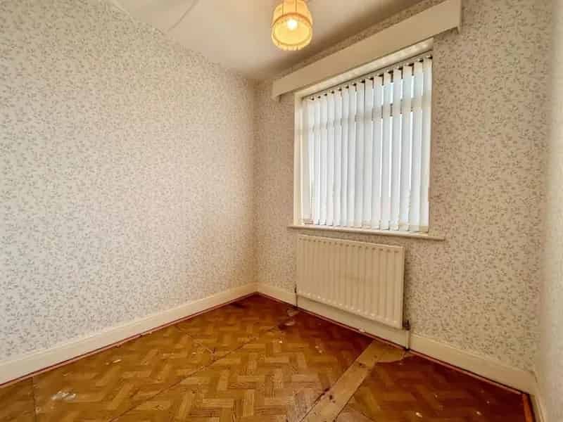 3 Bed Semi-Detached House For Sale