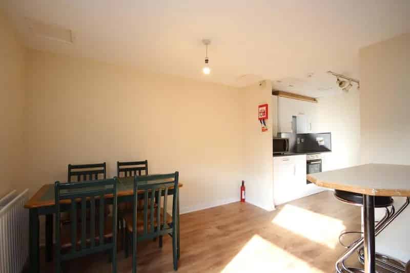 4 Bedroom Duplex To Rent