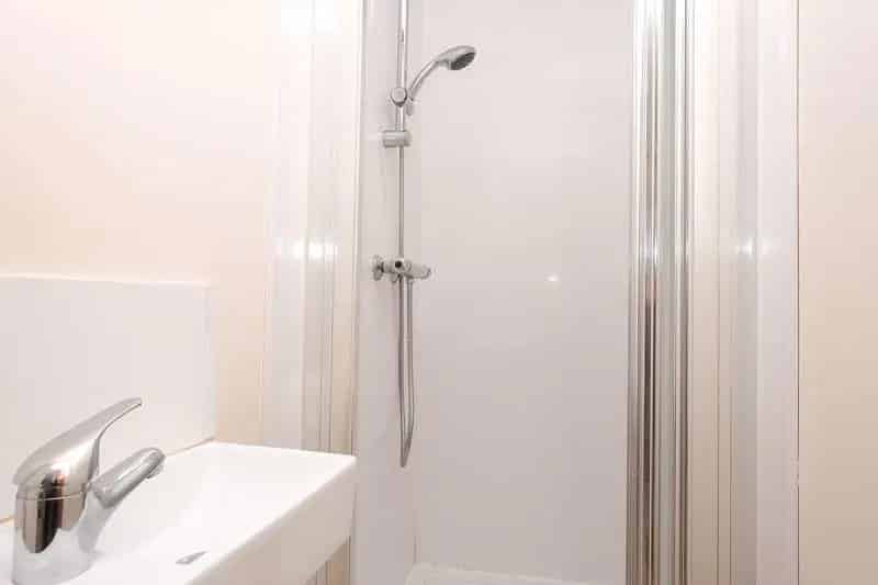 6 Double Bedroom House Large Garden Bills Inclusive Zero Deposit Student Property