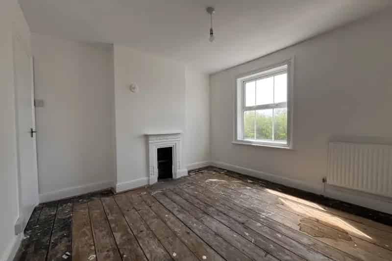 Newly Refurbished 3-Bed End Terrace House March Cambs