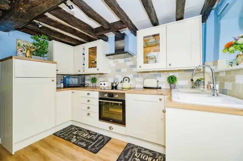 Charming 2 Double Bedroom Cottage in Sandridge St Albans