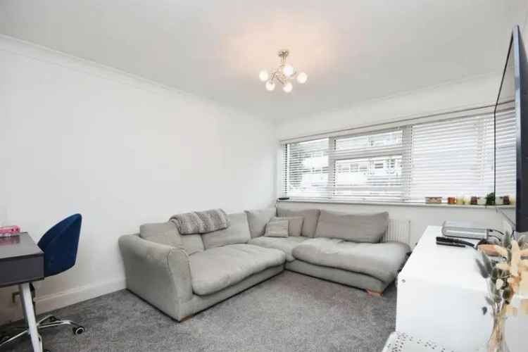2 Bedroom Apartment for Sale Allocated Parking Chain Free