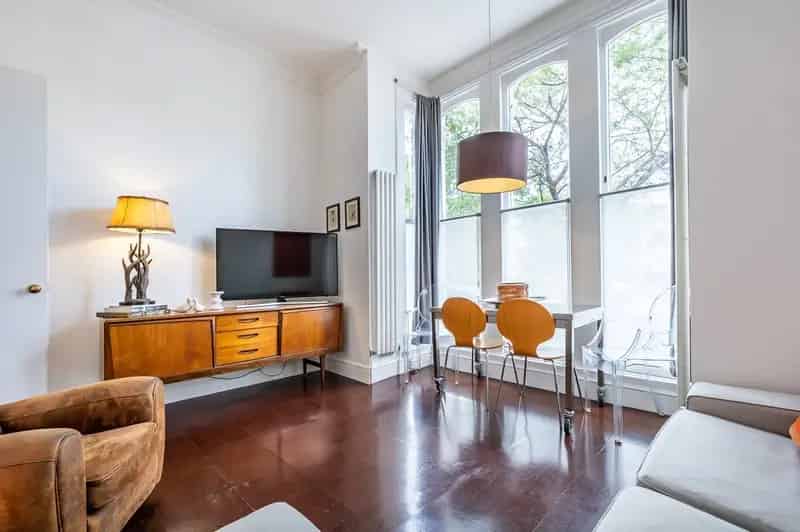 2 Bedroom Flat for Sale Maida Vale