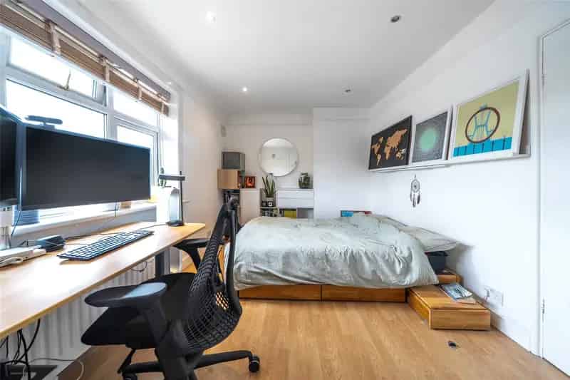 3 Bedroom Family Home For Sale Near Morden Tube