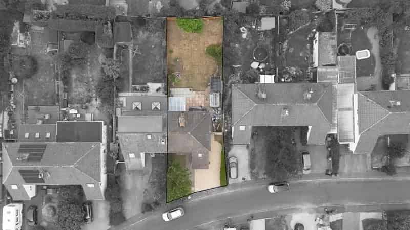 4 Bed Semi-Detached House for Sale