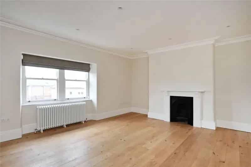 3 Bedroom Top Floor Apartment