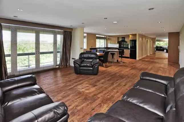 Flat for sale in Oak Hill Park, London NW3