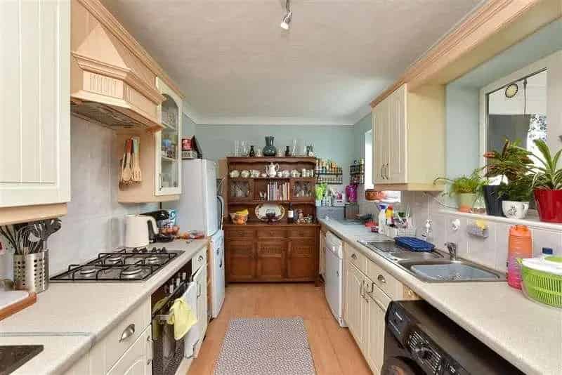 2 Bed End Terrace House for Sale Chain Free Great Investment