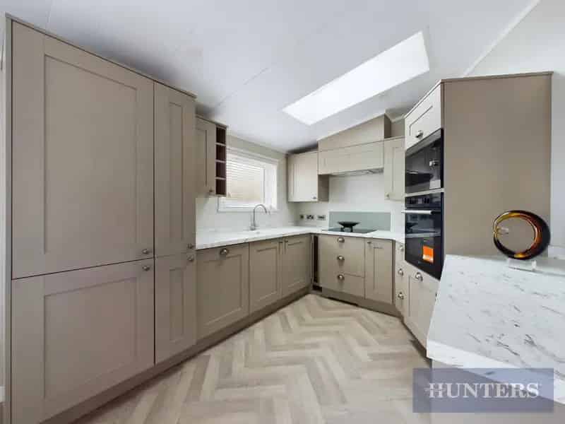 2 Bedroom Park Home for Sale in Saxon Park