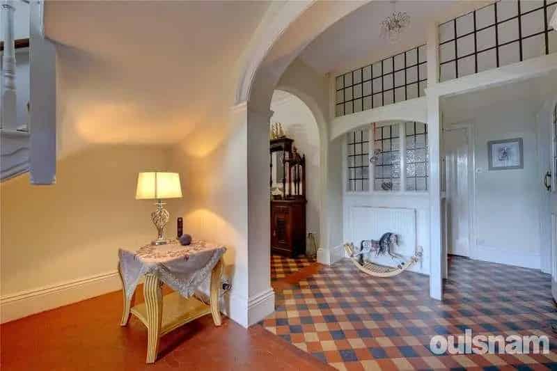 7 Bed House for Sale Grand Reception Hall Minton Tiles Bespoke Kitchen Aga