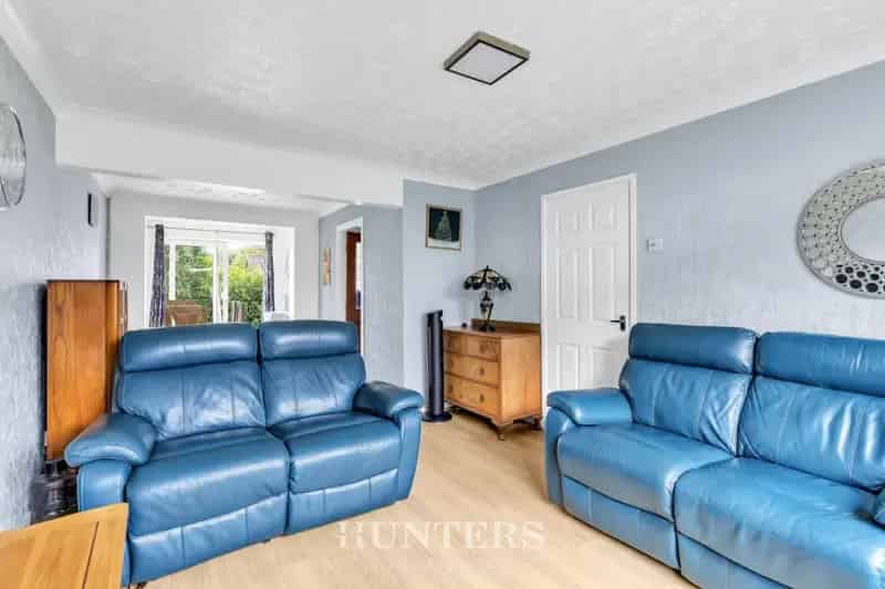 3 Bedroom House For Sale Middleton