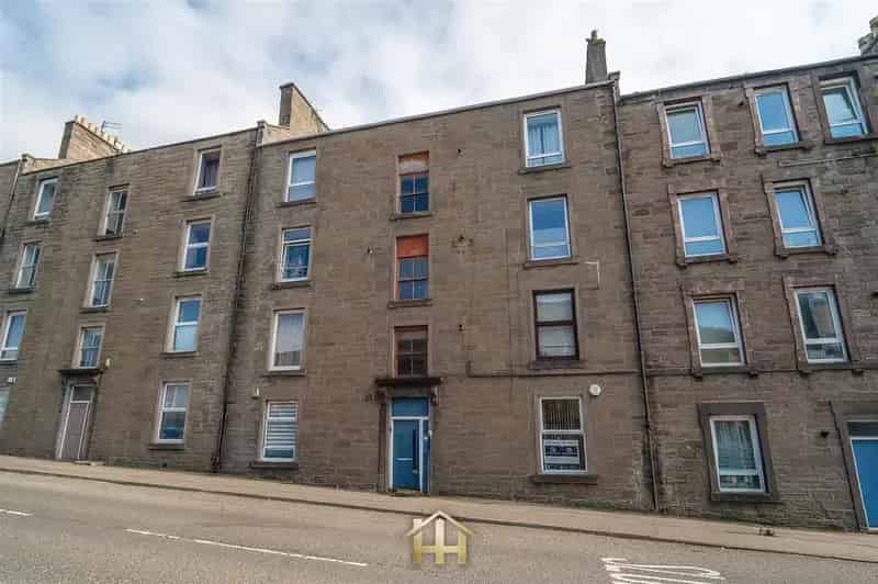 1 Bedroom Flat for Sale in Dundee City Centre