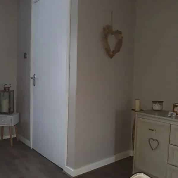 2 Bed House Near Schools and Shops