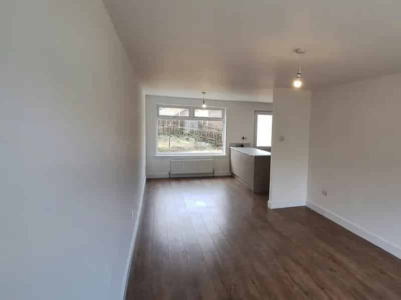 3 Bed Detached House Kirkcaldy - Newly Renovated