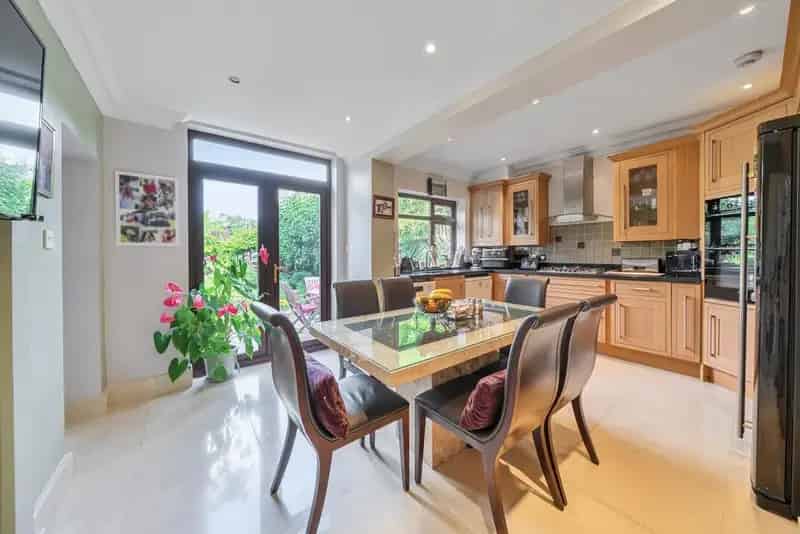 House For Sale , London, England