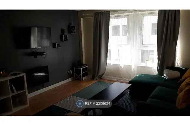 Flat to rent in Wallace St, Glasgow G5