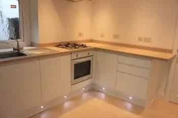 1 Bedroom Maisonette with Garden - Newly Refurbished