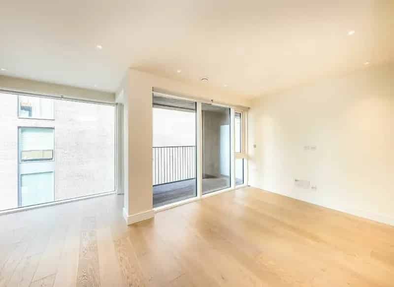 Chelsea Creek 2-Double Bed Apartment High Spec Finish