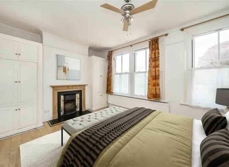 Family Home in Teddington Large Garden Off Street Parking No Onward Chain