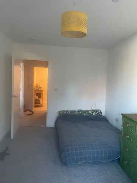 Spacious 2 Bed Maisonette Near Train Station and Sea