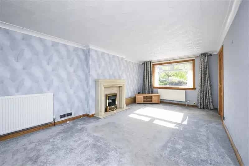 2 Bed Terraced House Loanhead 2 Reception Rooms