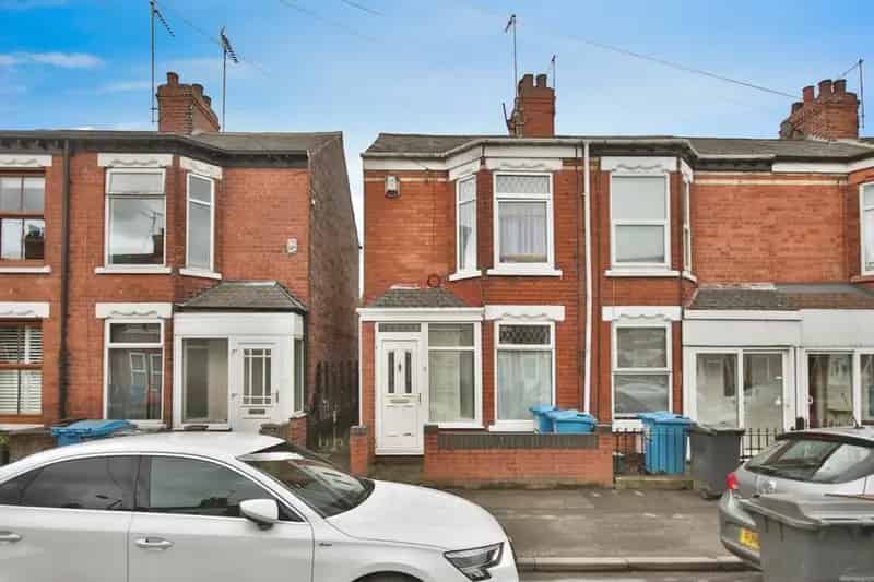 2 Bedroom End of Terrace House for Sale