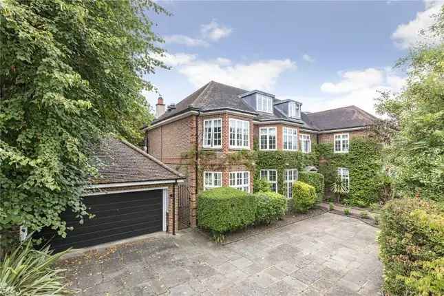 Detached House to Rent in Putney SW15 7000 sq ft Family Home