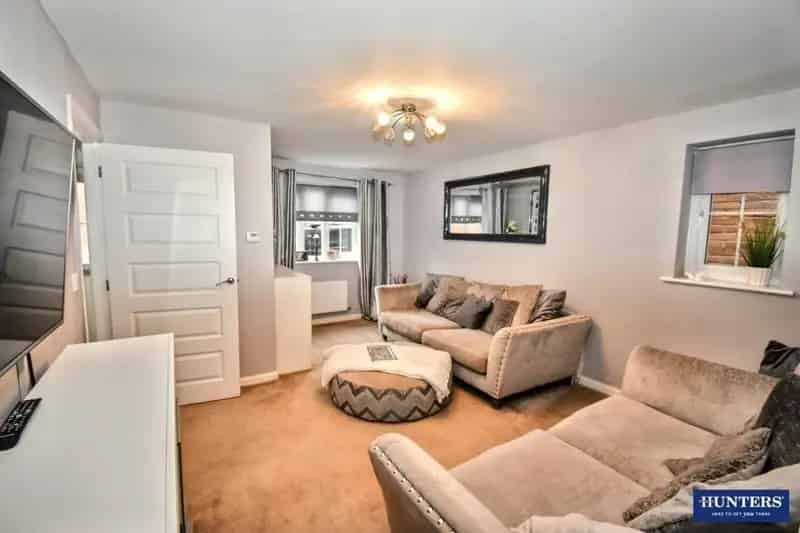 3 Bedroom Semi-Detached House for Sale in Wigston
