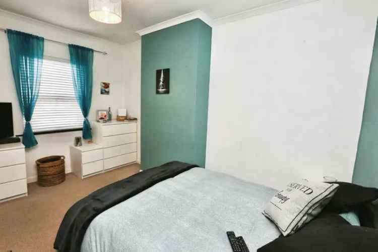Three Bedroom Family Home Low Maintenance Garden