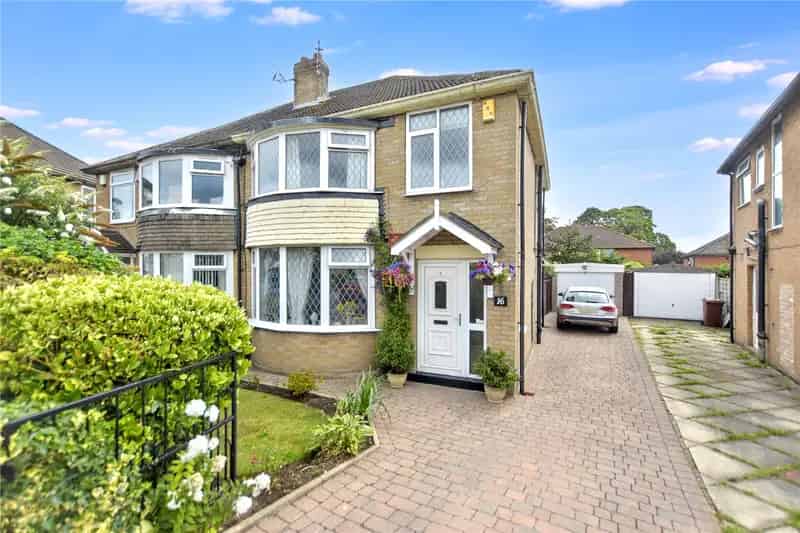 House For Sale , Leeds, England