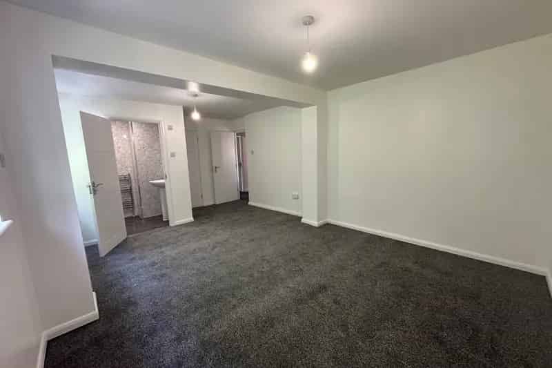 5-Bedroom House in Woodcroft Harlow