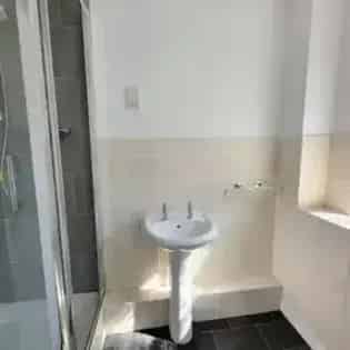 4 Bedroom Townhouse Birmingham High Standard Finish
