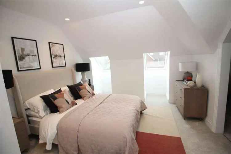 2 Bed Flat for Sale East Grinstead