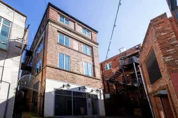 City Centre Flat Two Double Bedrooms Modern Open Plan Living