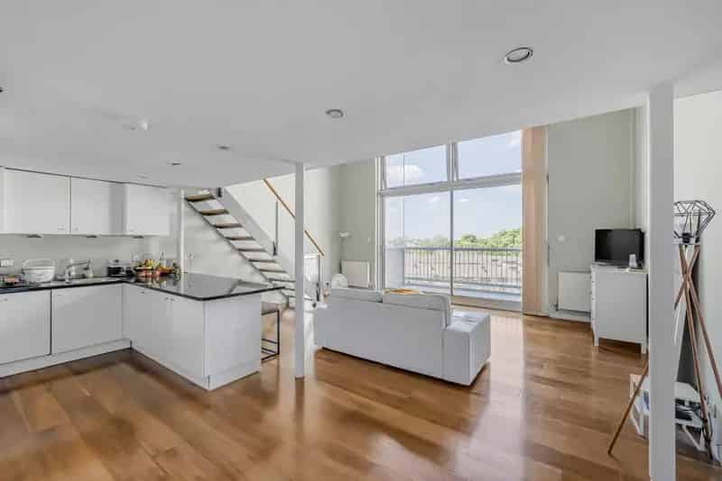 Flat For Rent , London, England