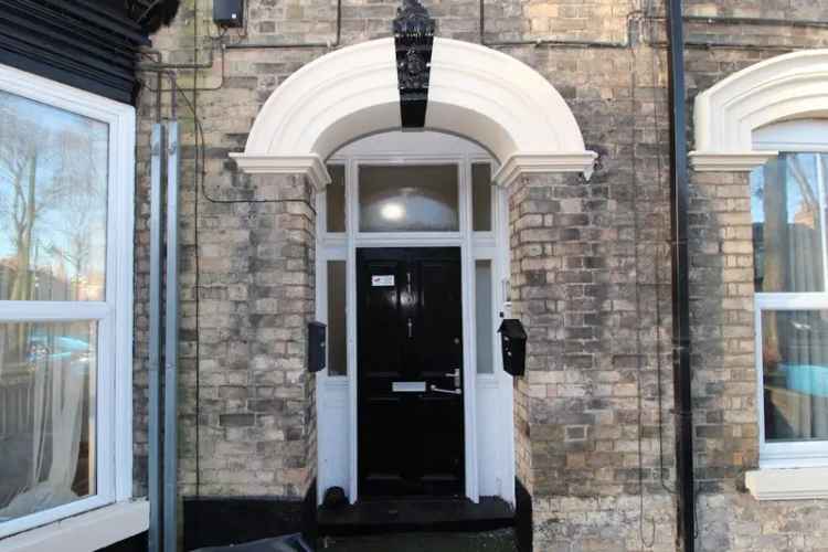 1 Bedroom Apartment Near Anlaby Road