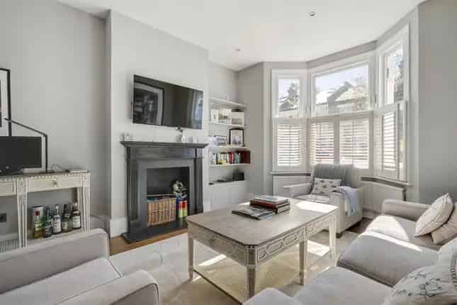 4 Bedroom Terraced House for Sale Chaldon Road London SW6