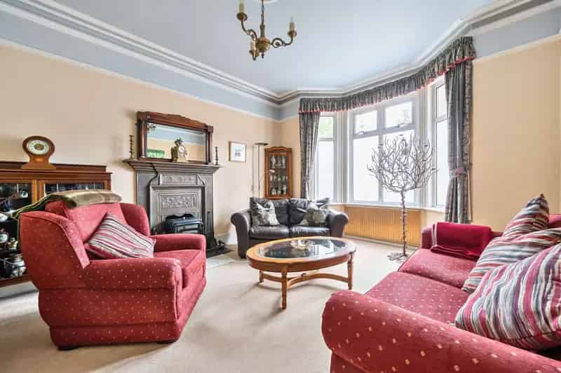 3 Bedroom Detached House for Sale in Sundridge
