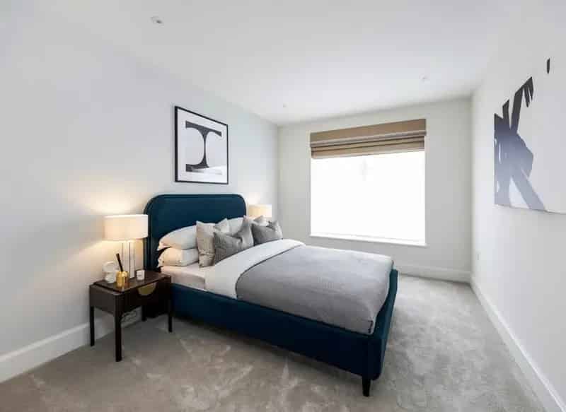 River Thames Penthouse 3 Beds 2 Baths Allocated Parking