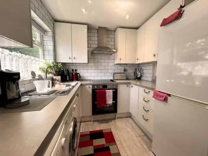 2 bedroom House
 For Sale