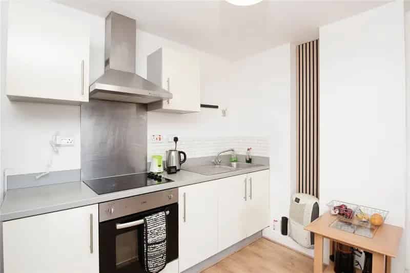 1-Bed Luxury Canal-Side Apartment Near Piccadilly Station Investors Only Auction