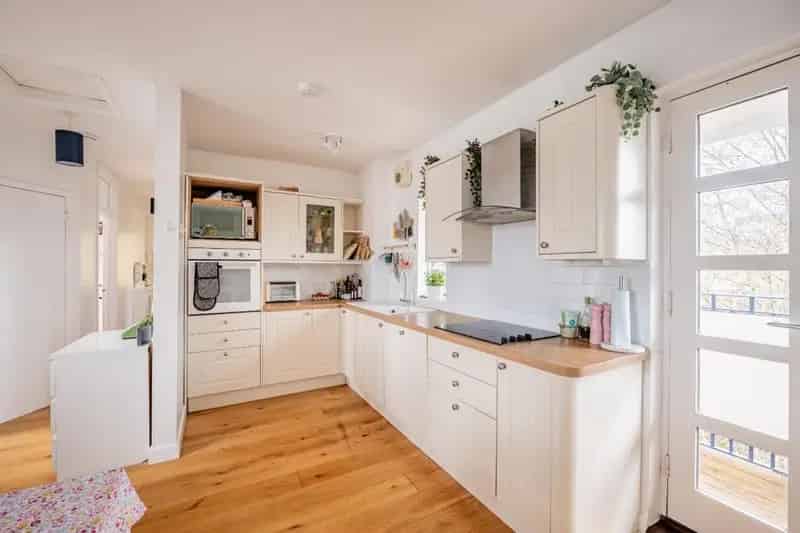 2 Bedroom Apartment for Sale Riverside Gardens